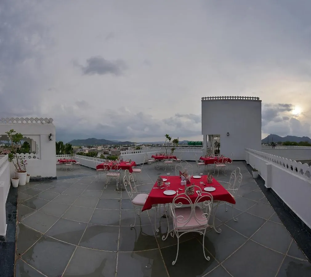 The Lavitra Lakeview Hotel Udaipur